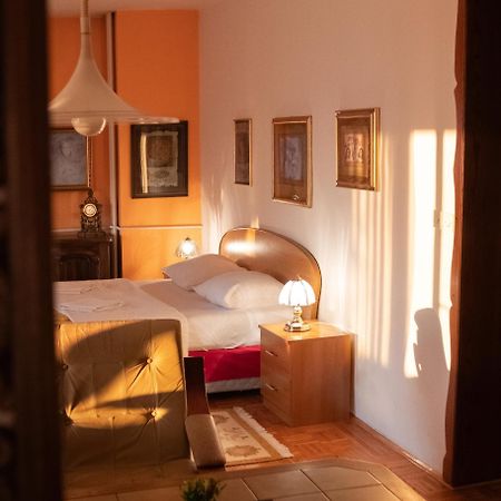 Hondo Rooms & Apartments SJJ Esterno foto