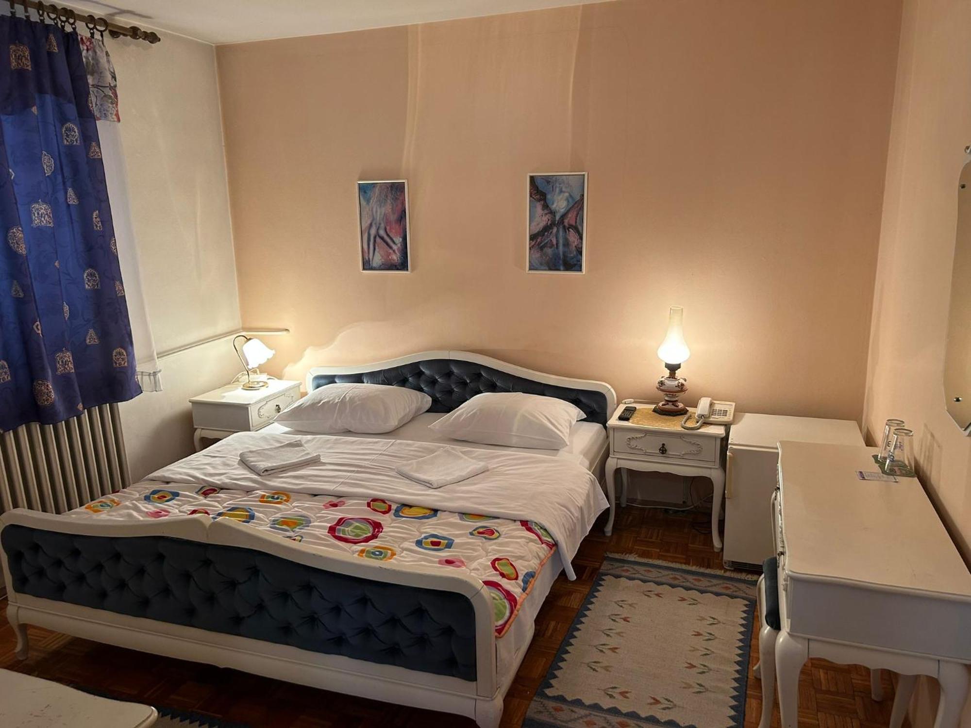 Hondo Rooms & Apartments SJJ Esterno foto