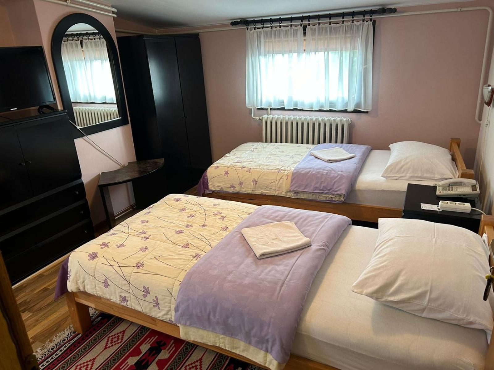 Hondo Rooms & Apartments SJJ Esterno foto