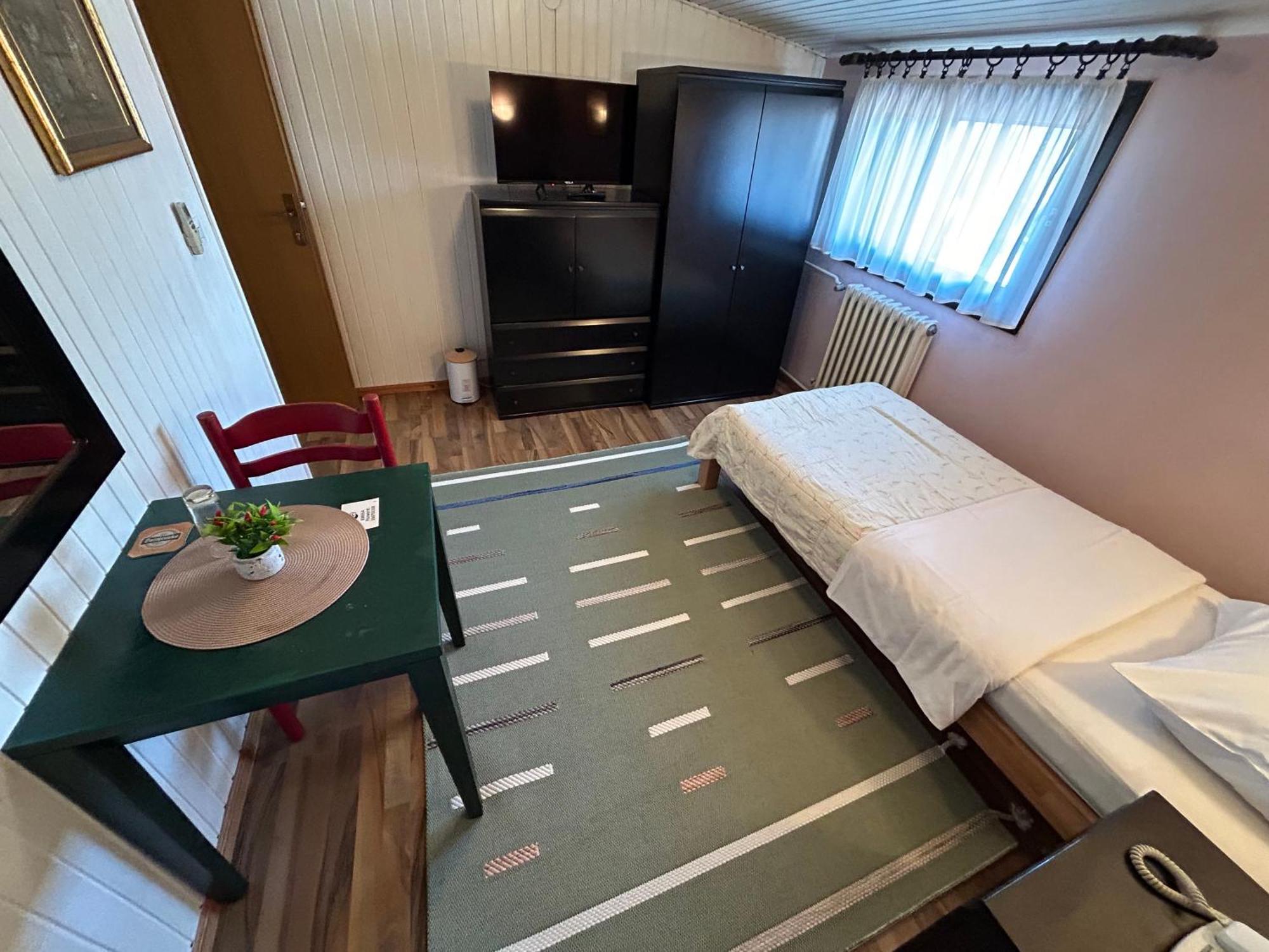 Hondo Rooms & Apartments SJJ Esterno foto