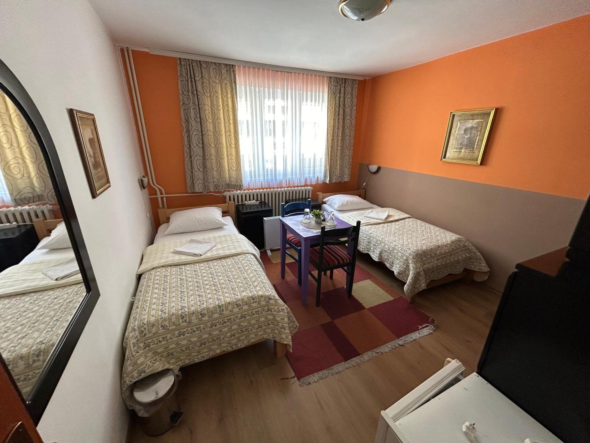 Hondo Rooms & Apartments SJJ Esterno foto